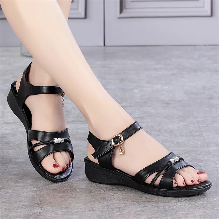 2022 new women summer fish mouth heel black rhinestone sandals for women