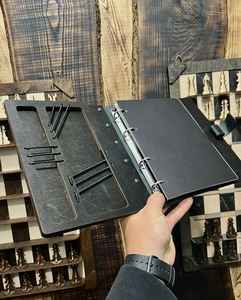 간단한 <span class=keywords><strong>A5</strong></span> 나무 커버 노트북 개인화 된 양각 로고 가죽 버튼과 나무 일기 저널 - Product Image 2