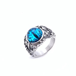 Anillo de Acero Inoxidable Impermeable para Hombre, Estilo Gótico, Ojo de Dragón, con Piedras Preciosas Amarillas, Verdes, Rojas, Azules y Grises - Product Image 4