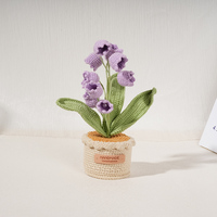 Handgewebte Gestrickte Maiglöckchen im Topf Künstliche Blumen Gehäkelte Glockenorchidee Blumendekoration für Zimmer oder Valentinstag