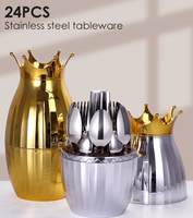 Luxuriöses Kreatives Kronen-Ei-förmiges Goldenes Edelstahl-Besteckset mit 24 Teilen, Verchromter Koffer, Messer, Gabel, Löffel, Besteckset mit Halter