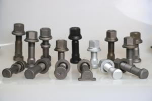 <span class=keywords><strong>Goujon</strong></span> de camion lourd M22X1.5X95 pour boulon de moyeu universel <span class=keywords><strong>RENAULT</strong></span> boulon de moyeu de <span class=keywords><strong>roue</strong></span> - Product Image 5