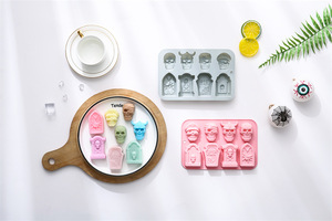 Moldes de Silicona para Pasteles con Diseño de Calavera y Lápida, Reutilizables, de Grado Alimenticio, Lindos Moldes Magnéticos de Silicona para Chocolate, Dulces y Hielo - Product Image 3