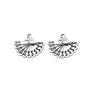 Abalorio de Abanico Plegable Calado 20x16mm de Aleación de Zinc Plateado Antiguo para Joyería de Danza Flamenca - Product Image 4