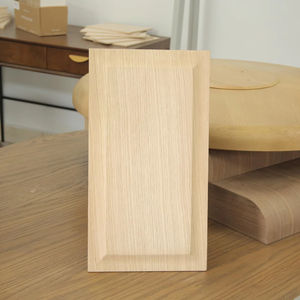 Porte intérieure à surface lisse de qualité supérieure avec panneau en MDF et placage en hickory naturel - Product Image 1