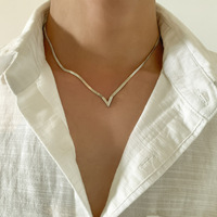 Kalung Bentuk V Kreatif Sederhana untuk Wanita, Rantai Ular Pipih, Kalung Choker Fashion, Rantai Blade, Aksesoris Kalung, Perhiasan, Hadiah