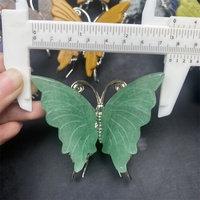 Vente en gros d'ailes de papillon en fluorite colorées cristal artisanat modèle de pierre Feng Shui naturel fait à la main de haute qualité pour décoration