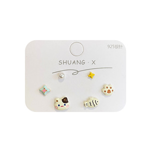 Conjunto de pendientes de gato, diseño de dibujos animados pequeños y lindos, pendientes asimétricos de nicho para mujer, venta al por mayor - Product Image 5