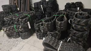 150X70 150X60 150X72 180X60 230X48 230X72 230X96 250X109 Oem Kleine Maten Graafmachine <span class=keywords><strong>Rubber</strong></span> Kettingbaan Schakel <span class=keywords><strong>Rubber</strong></span> Spoor <span class=keywords><strong>Rubber</strong></span> Spoor - Product Image 6