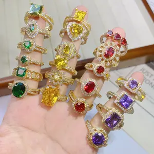 Luxury Colored Gemstone Geometric Rhinestone Women Diamond Ring Wholesale Emerald Zircon Engagement Knuckle Ring Wedding Jewelry