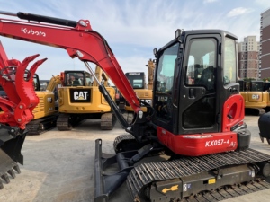 Mini-excavatrice sur chenilles Kubota KX057 4,5 tonnes, fabrication japonaise, rotation zéro de la queue - Product Image 5