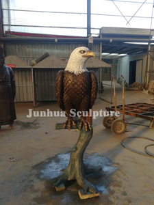 <span class=keywords><strong>Arte</strong></span> de bronce de Metal tamaño grande pájaro águila de bronce estatua sentada en el árbol - Product Image 2