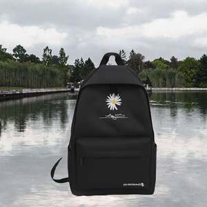 Bolso de mano con tirantes cruzados, diseño de marca, venta al por mayor de fábrica, mochila clásica de un solo tirante para mujer - Product Image 3