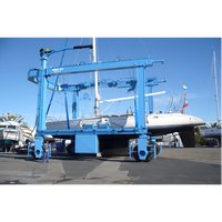 Grues de levage de bateau électriques personnalisées de l'usine directe Noyau de moteur de levage de bateau de voyage marin mobile pour une utilisation en chantier naval