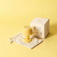 Bougie en cire de soja en forme de mini-maison, personnalisable, design mignon de mobilier de vacances, faite à la main, écologique, parfum et couleur personnalisés, vente en gros