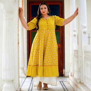 Vente en gros de Kurti Anarkali en coton Lurex pour femmes, couleur moutarde, taille plus, imprimé floral, col rond, manches courtes, qualité supérieure - Product Image 1
