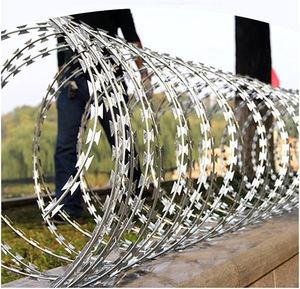 Alambre de <span class=keywords><strong>Concertina</strong></span> Galvanizado con Cuchillas de Seguridad Anti-Escalada para Protección de Muros Perimetrales de Prisiones - Product Image 4
