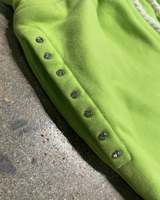Pantalon en velours côtelé léger, coupe évasée, avec appliques brodées personnalisées, rivets, strass et délavage acide, style urbain 100%