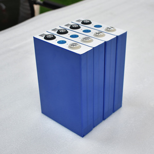 Cella Batteria Prismatica XIHO Deep Cycle Catl 3.2V 105ah Lifepo4 per Accumulatori di Energia a Lunga Durata - Product Image 1