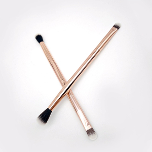 Gran oferta, brocha de maquillaje de ojos 2 en 1, pelo sintético vegano, brocha de sombra de ojos de doble cara esponjosa individual - Product Image 4