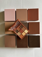 Vente en gros d'ombres à paupières vides personnalisées DIY 9 couleurs palette d'ombres à paupières carrées marque privée ombres à paupières avec miroir