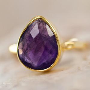 92.5 Sterling <b>Silver</b> Beautiful Infinity Ring Natural Purple Amethyst Gold Polished Faceted Teardrop Shape Gemstone - Product Image 3