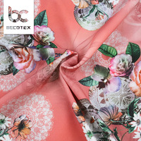 Tissu en polyester imprimé numériquement avec doublure en satin, motifs colorés Baati Somali 2026