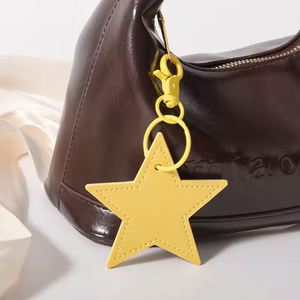 Porte-clés en cuir PU étoile porte-bonheur, pendentif bijou pour sac et téléphone portable, accessoire de luxe coloré - Product Image 3