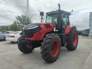 รถแทรกเตอร์ขนาดใหญ่สำหรับการเกษตร ตรา Tavol รุ่น TD Chassis กำลัง 260 แรงม้า ขับเคลื่อน 4 ล้อ พร้อมเกียร์บ็อกซ์ สำหรับใช้งานในฟาร์ม - Product Image 6