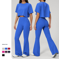 Ensemble de vêtements de sport personnalisés avec logo, t-shirt court et pantalon évasé taille haute pour femmes, ensemble de yoga 2 pièces pour la salle de sport et la course à pied