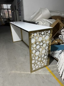 Comptoir <span class=keywords><strong>de</strong></span> bar moderne en métal doré et acier inoxydable Nouveau design Mobilier <span class=keywords><strong>pour</strong></span> événements et mariages <span class=keywords><strong>pour</strong></span> hôtels, restaurants et salles - Product Image 6