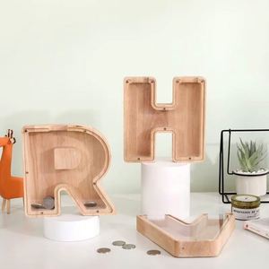 Hucha de madera con 26 letras del alfabeto, adorno de escritorio para ahorrar monedas, decoración del hogar para niños - Product Image 4