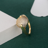 Bague de Fiançailles et de Mariage Classique pour Femme, en Laiton Plaqué Or 18K, Entièrement Pavée de Zircons, Charmante et Mignonne