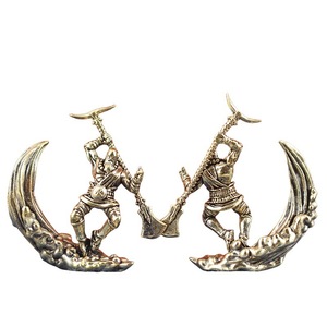 Dingtong Messingfigur Sha Seng, der Bote des reinen Altar-Wujings, Tischdekoration im Rollvorhang-Stil - Product Image 1