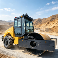 Rouleau compresseur vibrant robuste de 12 tonnes et 110 kW, fabriqué en Chine, grand équipement de compactage pour projets de sous-sol de piste d'aéroport