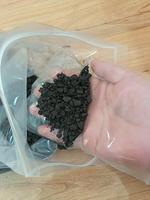Catalyseur au dioxyde de manganèse Daqing, pureté 65-75%, granulométrie 1-6 mm, adsorbant, agent chimique auxiliaire pour la décomposition du gaz H2O2