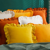 Housse de coussin en velours style Ins à volants 18x18, couleur unie, douce, pour canapé, lit, bureau, décoration bohème moderne pour la maison
