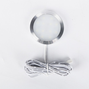 <span class=keywords><strong>Spot</strong></span> <span class=keywords><strong>LED</strong></span> RGB USB 5V 3W, design moderne, 6 cm, mince, en aluminium, avec télécommande, pour utilisation en intérieur, <span class=keywords><strong>salle</strong></span> <span class=keywords><strong>de</strong></span> <span class=keywords><strong>bain</strong></span> - Product Image 1