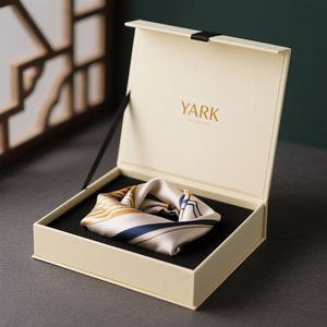 Empaque de Regalo de Cartón con Cierre Magnético y Logotipo Impreso de Alta Calidad para Celebraciones Empresariales - Product Image 4