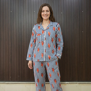 Conjunto de Pijama a Rayas con Estampado de Langosta para Mujer, Manga Larga, Botones al Frente, Pantalones Largos, Ropa de Dormir de Algodón Suave, Estilo Casual de Primavera - Product Image 1