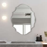 Miroir mural de forme irrégulière avec lumière LED tricolore réglable, anti-explosion, anti-humidité, sans déformation