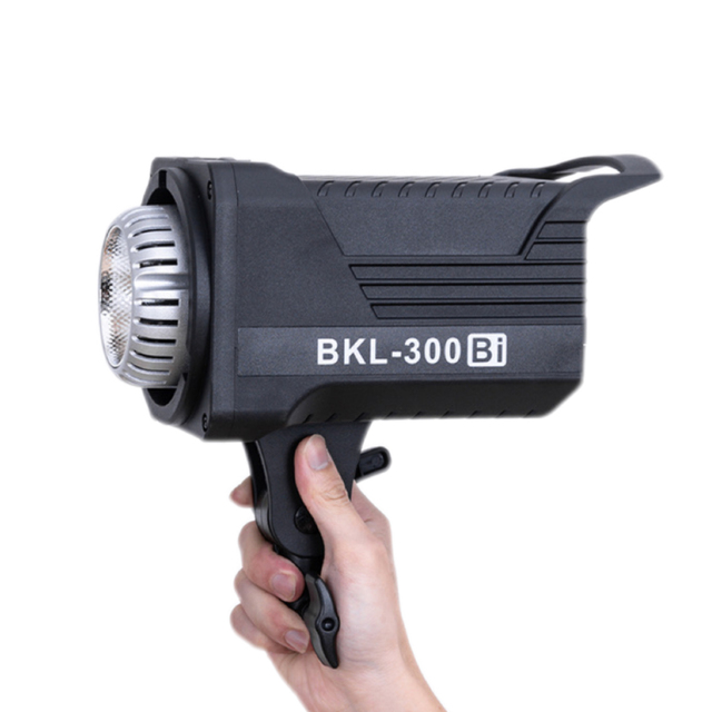 X625 New Design 120w 3200-5600k Professional Audio Photographic Lighting Led Video Light for Video