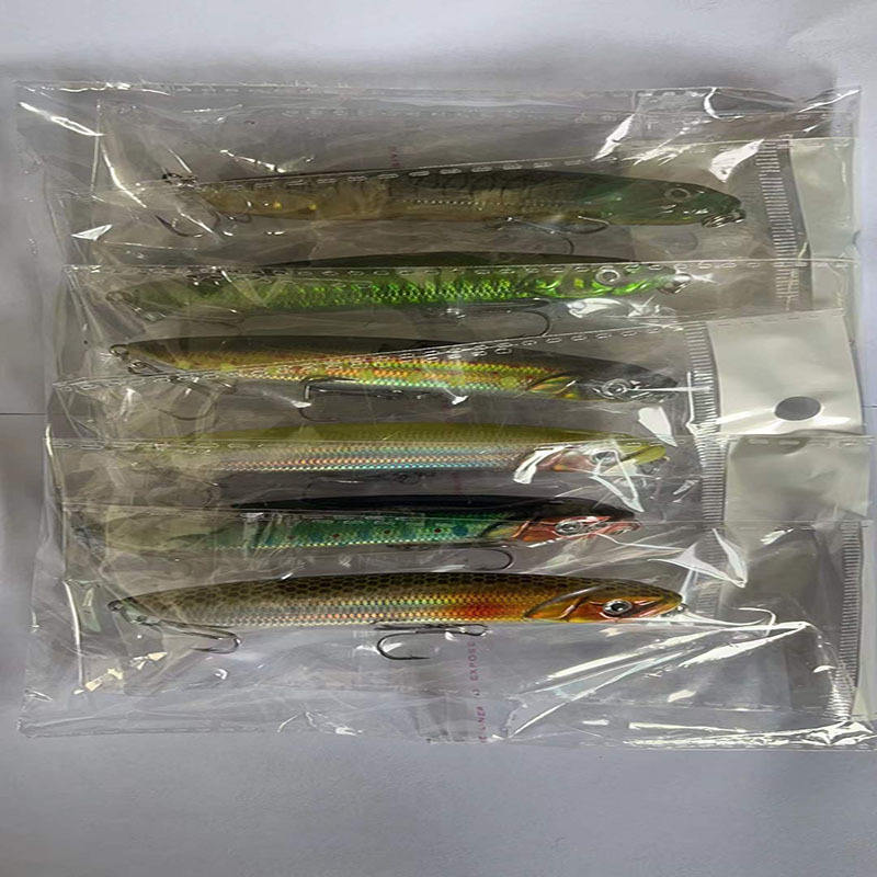 หัวสีเหลืองและลำตัวสีเงิน