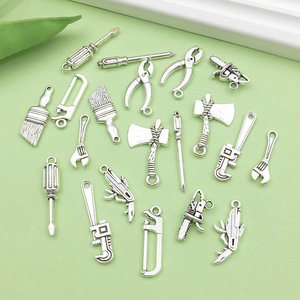 Colgante de herramienta de aleación de plata antigua con formas mixtas para accesorios de joyería DIY - Product Image 4