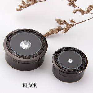 نظارات معدنية ماسية كبيرة على نطاق واسع ، حاوية مجوهرات سوداء - Product Image 3