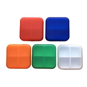 صندوق بلاستيكي مخصص 4 مقصورات علبة حبوب منع الحمل صندوق حبوب منع الحمل مربع - Product Image 4