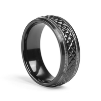 Bague pour homme en zirconium noir de 8 mm, poli miroir, ajustement confortable, motif pyramidal texturé, alliance de mariage Tizti Jewelry