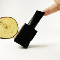 Flacon de vernis à ongles noir opaque Whoselase 10 ml avec bouchon et pinceau pour base et couche de finition