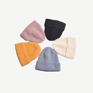Bonnet tricoté d'hiver pour bébés et enfants avec double pompon en fourrure, personnalisable en gros, avec étiquette personnalisée et cache-cou intégré (Casquette Enfants) - Product Image 3