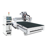 Routeur CNC EXCITECH 1530 pour bois massif avec magazine d'outils rotatif, haute productivité, déplacement 1570x3100